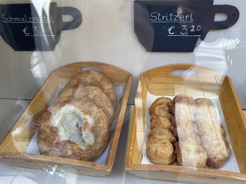 Schmalznudel - Cafe Frischhut